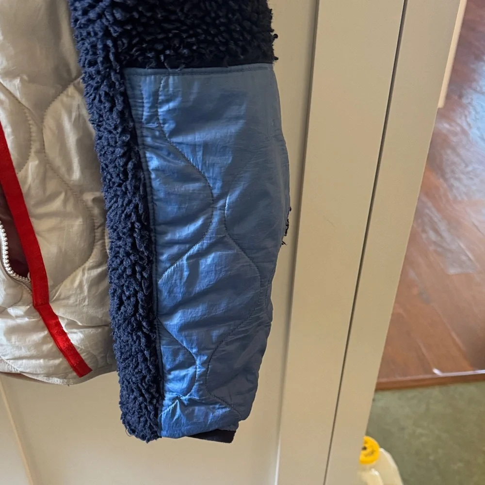 Nike Navy Sherpa Jacket with Light Blue, White & Red Accents - Picture 5 of 9